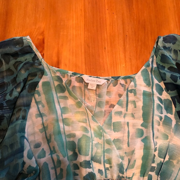 Beautiful blue tunic top - Picture 3 of 4